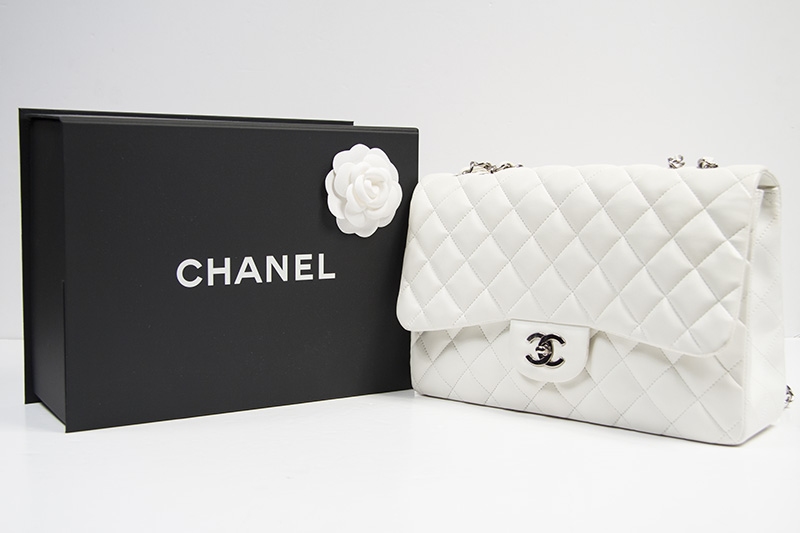 Accor Alegrarse versus Chanel Bolso 2 55 Blanco - Tienda de Bolsos de Marca online